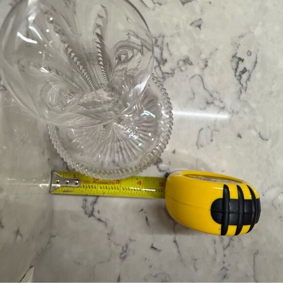 Elegant Clear Glass Vase "baccarat style" - Picture 10 of 11